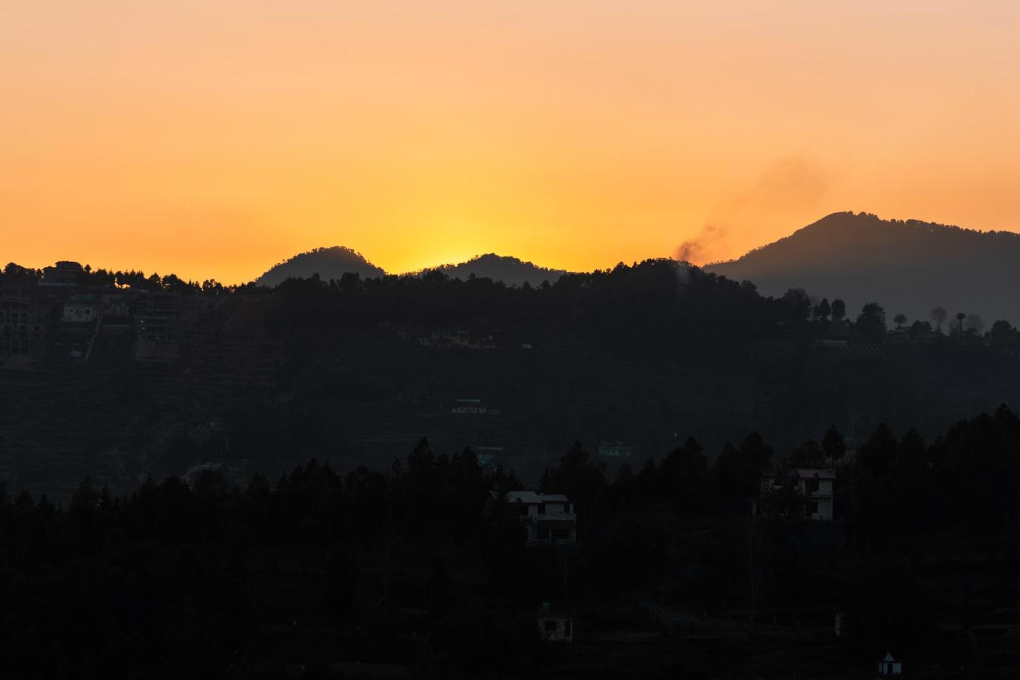 The Tahoma Stays- Mukteshwar Ngoại thất bức ảnh